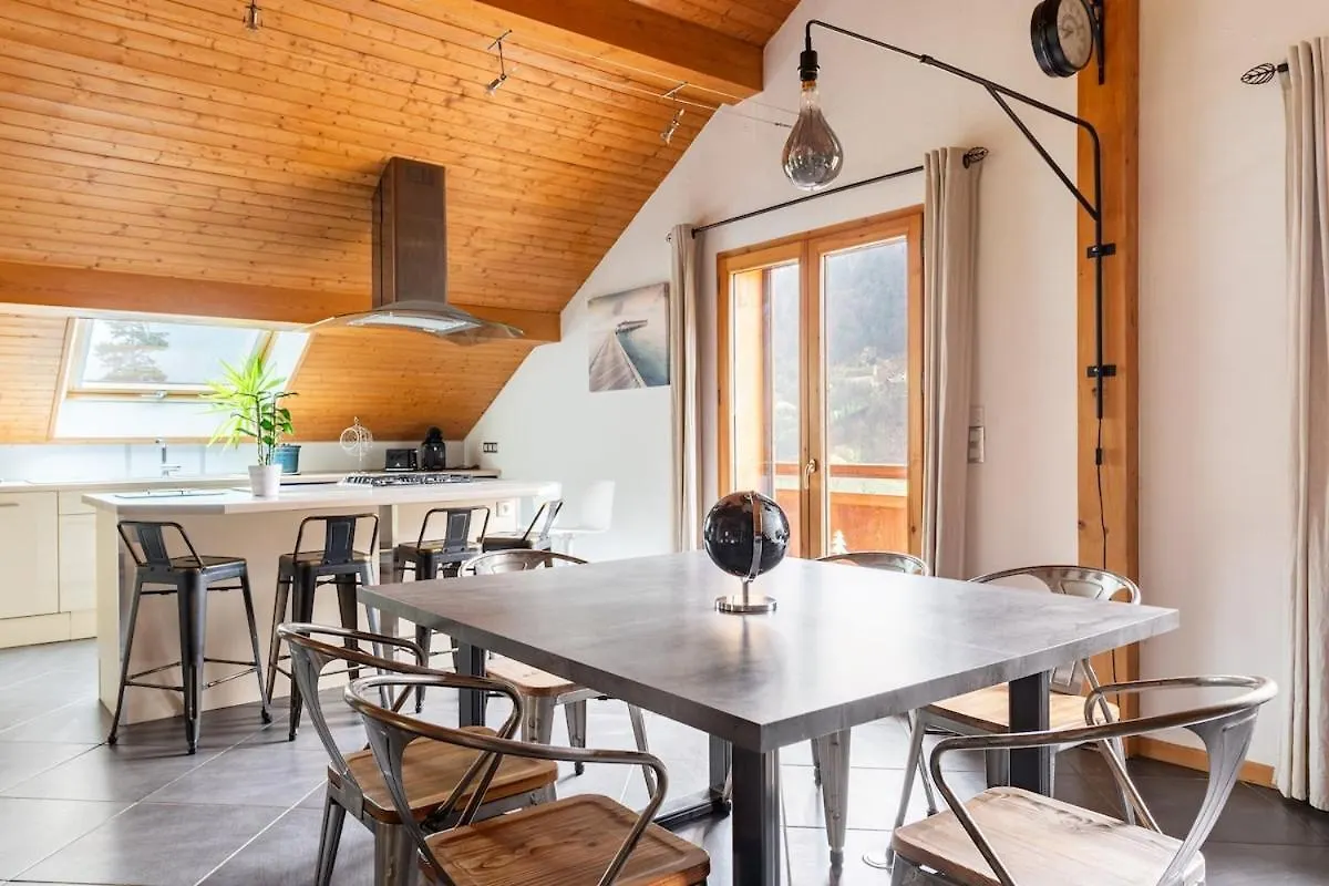 Grand Appartement La Grangeat Magland